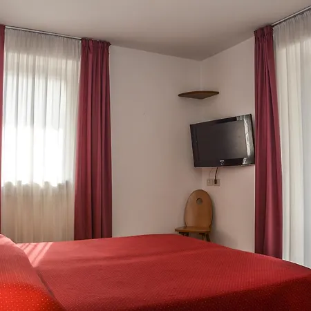 Hotel Sport Pieve Di Ledro Exterior photo
