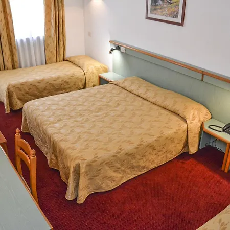 Hotel Sport Pieve Di Ledro Exterior photo